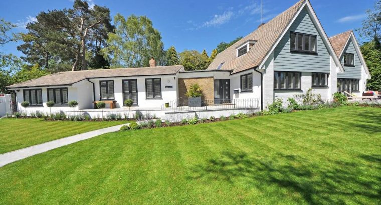 Spacious 4-Bedroom Detached Home with Modern Amenities